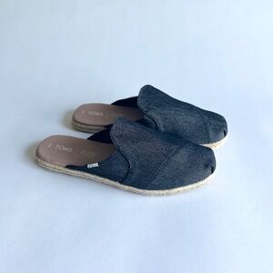 New Tom’s Grey Fabric Espadrille Mules size 9